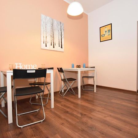 City Central Hostel Swidnicka Wroclaw Bagian luar foto