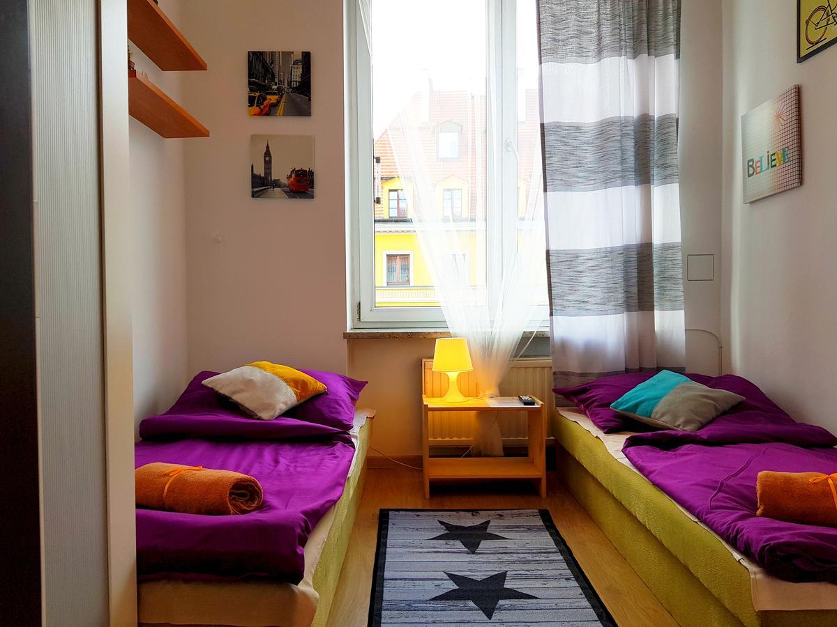 City Central Hostel Swidnicka Wroclaw Bagian luar foto