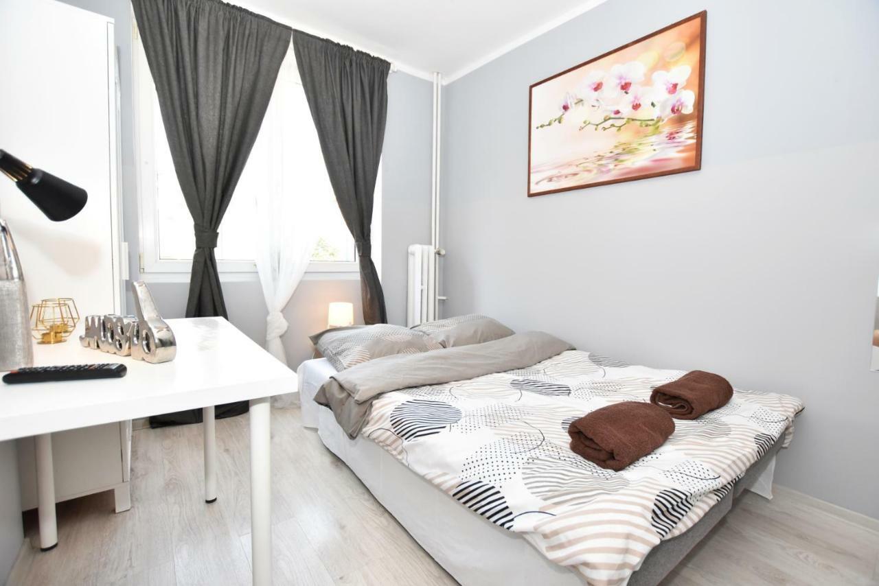 City Central Hostel Swidnicka Wroclaw Bagian luar foto
