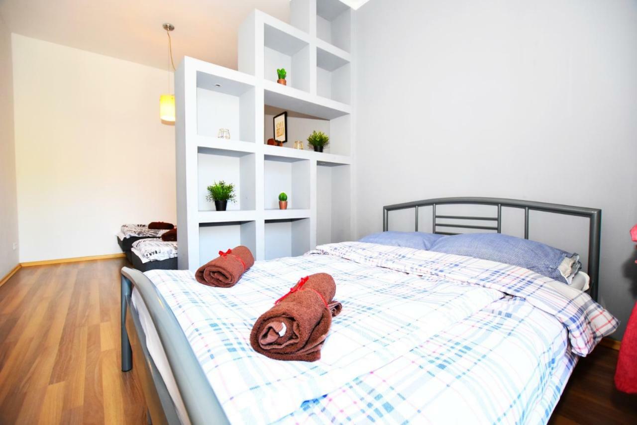 City Central Hostel Swidnicka Wroclaw Bagian luar foto