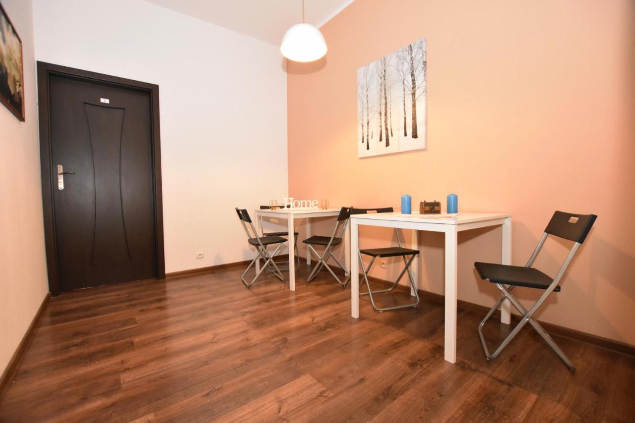 City Central Hostel Swidnicka Wroclaw Bagian luar foto